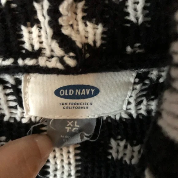Heavy Old Navy Cardigan - Picture 2 of 3